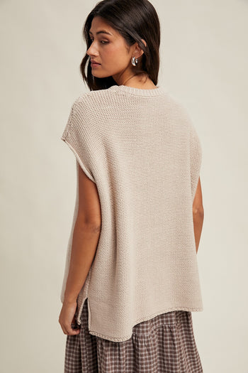 Wishlist Solid Color Knit Sleeveless Sweater in Champagne