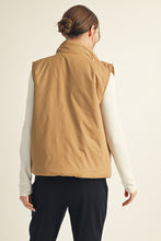 Load image into Gallery viewer, Jodifl Solid Color Puffer Vest in Taupe
