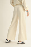 Jodifl Color Block Trim Detailed Sweatpants in Cream