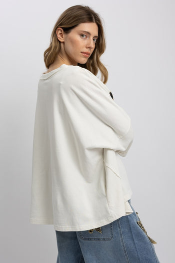 BlueVelvet OVERSIZED Leopard Bow Patched Top in White