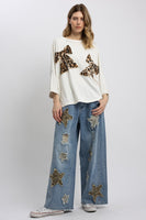 BlueVelvet OVERSIZED Leopard Bow Patched Top in White