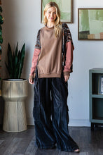 Load image into Gallery viewer, Oli &amp; Hali Mixed Fabric Pullover Sweater Top in Mocha
