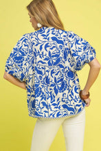 Load image into Gallery viewer, Umgee Floral Print Top with Contrasting Stripe Piping in Blue
