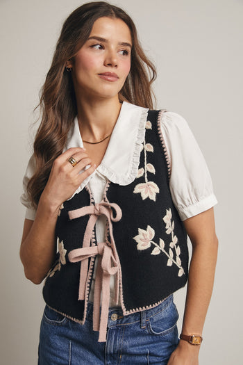 Forte Knit Floral Front Tie Vest in Black
