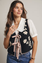 Load image into Gallery viewer, Forte Knit Floral Front Tie Vest in Black
