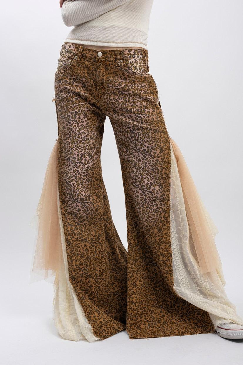 BlueVelvet Leopard Print with Lace and Mesh Panel Pants in Camel Leopard