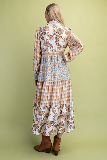 GiGio Mixed Print Maxi Dress in Mocha Mix