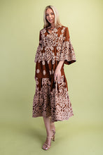 Load image into Gallery viewer, GiGio Textured Print Midi Dress in Brown
