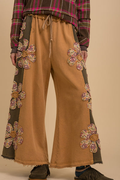 イージー18SS embroidered french terry pant刺繍 BlueVelvet Flower Patched French Terry Knit Pants in Rust Multi