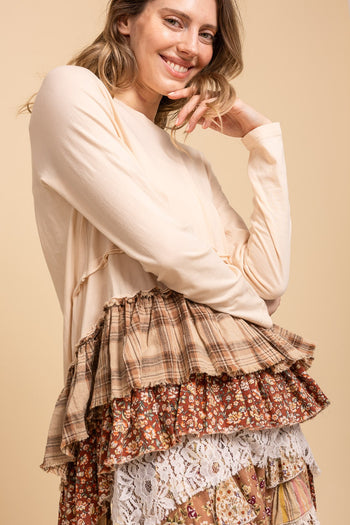 BlueVelvet Mixed Print Ruffled Hem Top in Natural