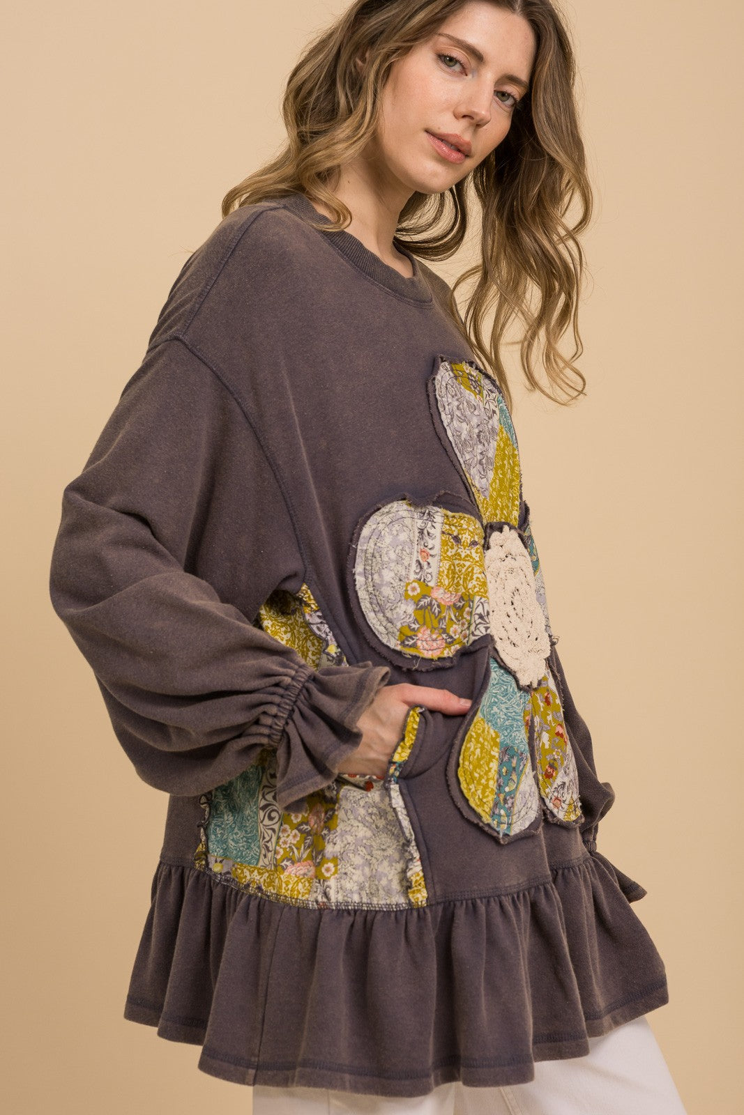 トップス LEINWANDE patchwork ruffled hem top BlueVelvet French Terry Flower Patchwork Top in Washed Denim