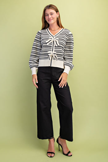 GiGio Striped Knit Sweater with Bow Details Front in Black