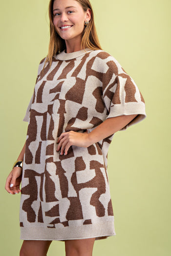 GiGio Geometric Print Sweater Dress in Brown