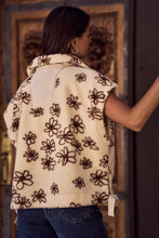 Load image into Gallery viewer, So Me Oversized Flower Sherpa Fur Vest in Brown
