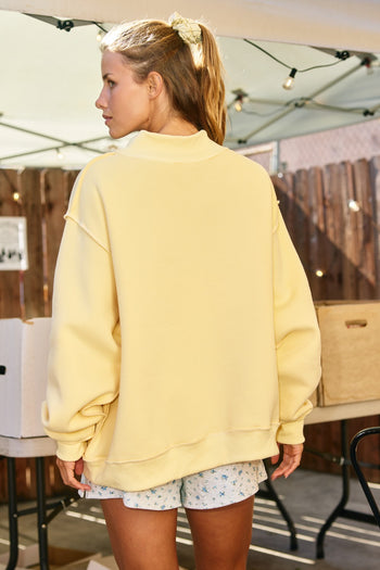 BucketList 'Dilly Dally' Print Reversible Mockneck Sweatshirt in Yellow
