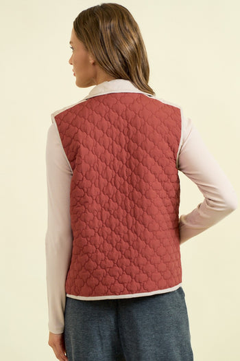 Doe & Rae Contrasting Color Quilted Vest in Brick