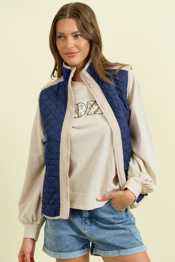 Doe & Rae Contrasting Color Quilted Vest in Navy