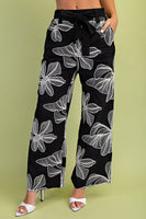 GiGio Floral Embroidered Pants in Black