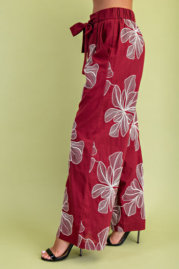 GiGio Floral Embroidered Pants in Burgundy