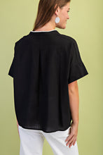 Load image into Gallery viewer, GiGio Floral Embroidered Top in Black
