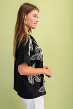 Load image into Gallery viewer, GiGio Floral Embroidered Top in Black
