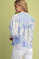 GiGio Floral Print Button Down Top in Misty Blue Mix