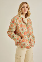 Load image into Gallery viewer, TRENDiLiTY Quilted Floral Print Puffer and Fleece Jacket in Ivory
