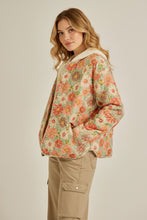 Load image into Gallery viewer, TRENDiLiTY Quilted Floral Print Puffer and Fleece Jacket in Ivory
