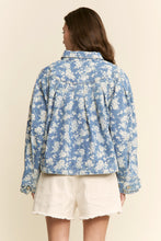 Load image into Gallery viewer, J.nna Floral Print Pleated Denim Jacket in Med Blue Denim

