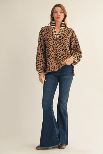 Jodifl Leopard Textured Knit Top in Toffee