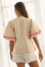 Load image into Gallery viewer, Oddi Cotton Poplin Top with Contrasting Embroidery Details in Ecru
