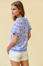 Load image into Gallery viewer, Doe &amp; Rae Floral Print Boxy Top in Periblue

