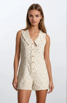 Doe & Rae Chambray Floral Button-front Sleeveless Romper in Cream