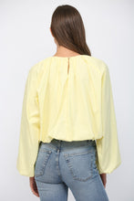 Load image into Gallery viewer, FATE Solid Color CROPPED Gathered Top in Lemon
