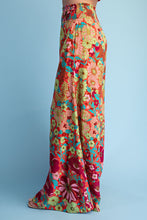 Load image into Gallery viewer, GiGio Retro Floral Flare Wide Leg in Multi

