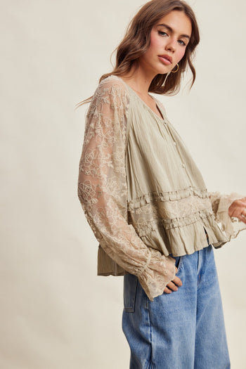 Listicle Floral Lace Sleeve Tiered Lined Boho Top in Olive