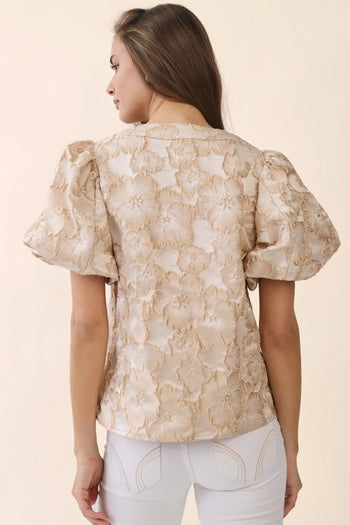 Oddi Textured Floral Jacquard Top in Champagne