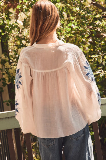 Oddi Crinkled Peasant Top in White