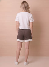 Load image into Gallery viewer, Tres Bien Cloudy Knit Shorts With Accent Colors in Brown/Cream
