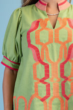 Load image into Gallery viewer, GiGio Embroidered Linen Blend Top in Lime Green
