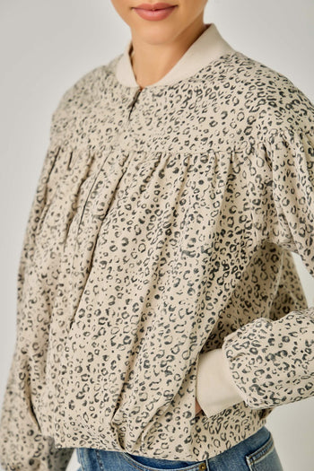Mystree Vintage Leopard Print Zip-up Jacket in Ecru