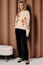 Load image into Gallery viewer, Sunday Edition Tulip Graphic Fleece Sweatshirt in Beige
