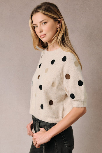 Sunday Edition Fuzzy Polka Dot Raglan Short Sleeve Knit Sweater in Oatmeal-Multi Dot