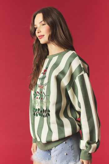 Peach Love Stripe And Wreath Tree Embroidery Sweatshirt in Light Hunter