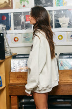 Load image into Gallery viewer, BucketList 'THANKFUL'  Applique Patch Mock-neck Sweatshirt in Cream
