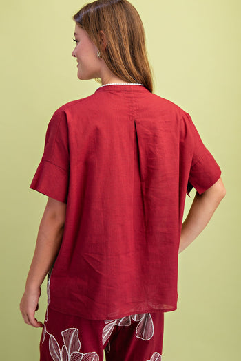 GiGio Floral Embroidered Top in Burgundy