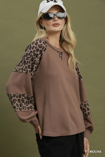 Umgee Leopard Mix Thermal Top in Mocha