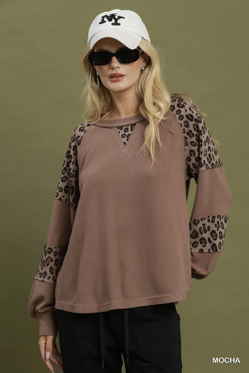 Umgee Leopard Mix Thermal Top in Mocha
