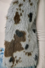 Load image into Gallery viewer, Mystree Animal Faux Fur Vest in Cloudy Blue

