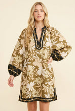 Load image into Gallery viewer, Heimish Botanical Print Long Sleeve Split Neck Shift Dress in Khaki
